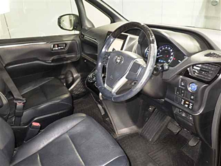 TOYOTA ESQUIRE 2016