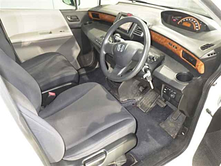 HONDA FREED 2008