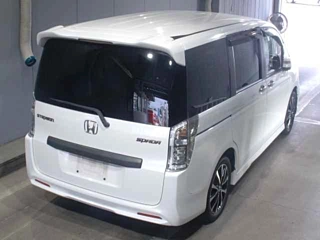 HONDA STEP WAGON 2014