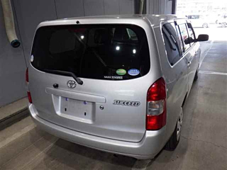 TOYOTA SUCCEED 2015