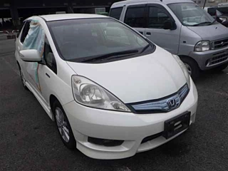 HONDA FIT SHUTTLE 2013