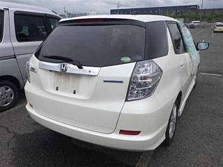 HONDA FIT SHUTTLE 2013