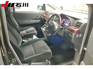 TOYOTA VELLFIRE 2008