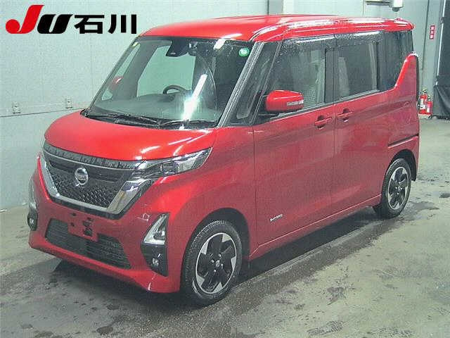 NISSAN ROOX