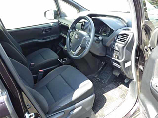 TOYOTA NOAH 2018