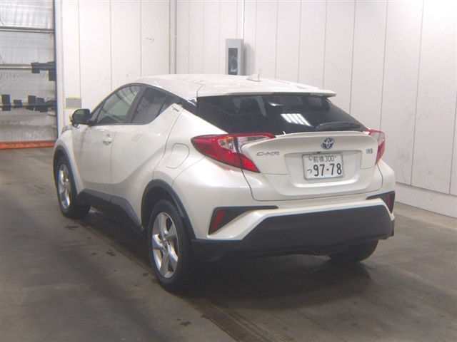 TOYOTA C-HR 2016