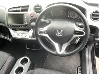 HONDA STREAM 2010