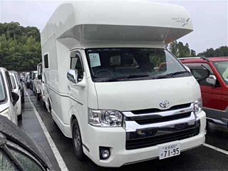 TOYOTA HIACE 2021