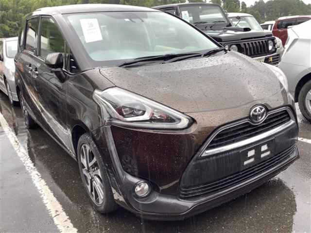 TOYOTA SIENTA 2015