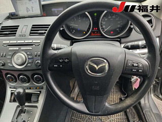 MAZDA AXELA 2009