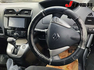 SUZUKI LANDY 2014