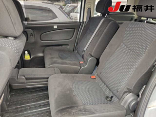 SUZUKI LANDY 2014