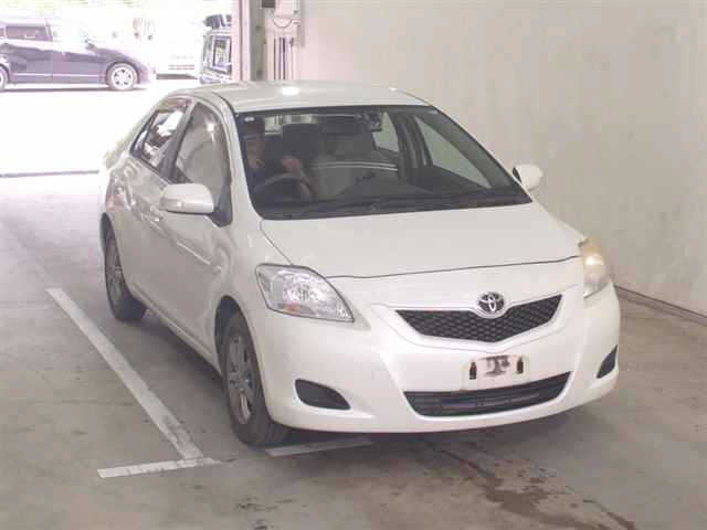 TOYOTA BELTA 2011