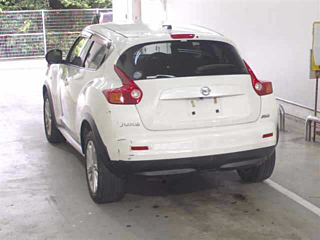 NISSAN JUKE 2012