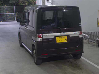 DAIHATSU TANTO 2009
