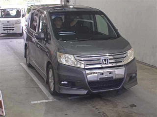 HONDA STEP WAGON 2010