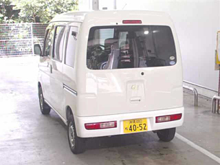 DAIHATSU HIJET VAN 2011