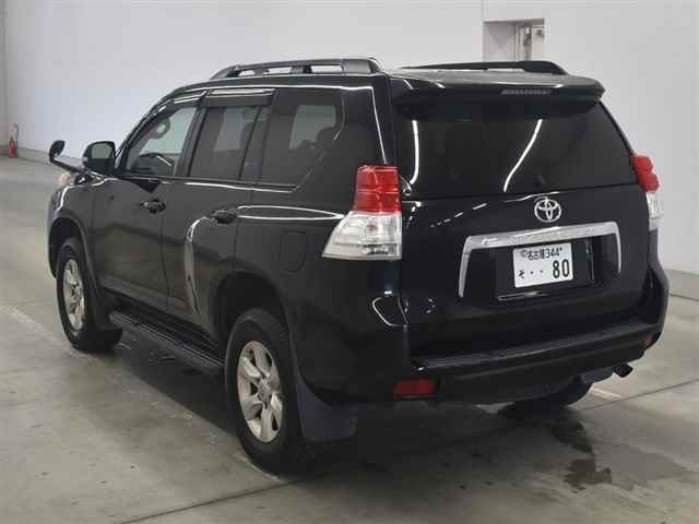 TOYOTA LAND CRUISER PRADO 2013