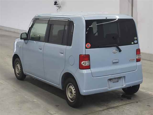 DAIHATSU MOVE CONTE 2010