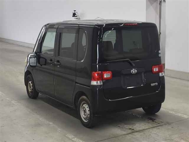 DAIHATSU TANTO 2008