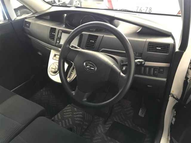 DAIHATSU MOVE 2010