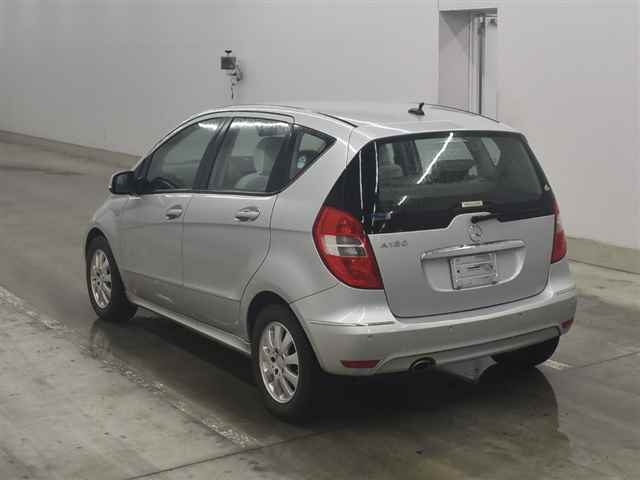 MERCEDES BENZ A CLASS 2011