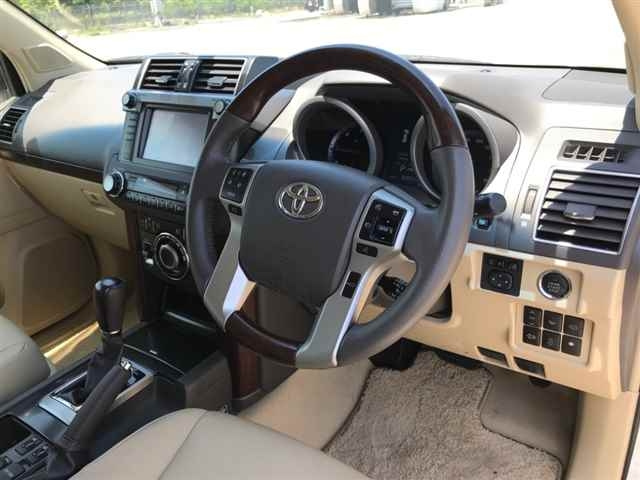 TOYOTA LAND CRUISER PRADO 2016