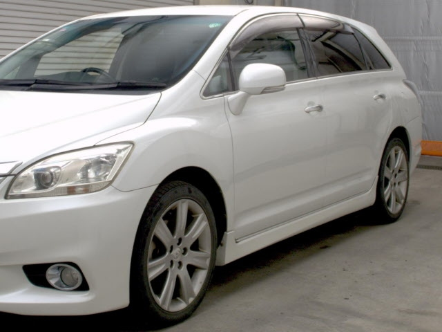 TOYOTA MARK X ZIO 2009