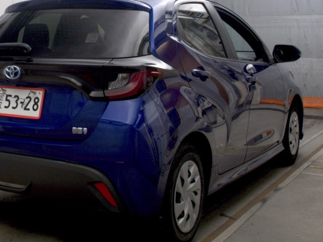 TOYOTA YARIS 2021