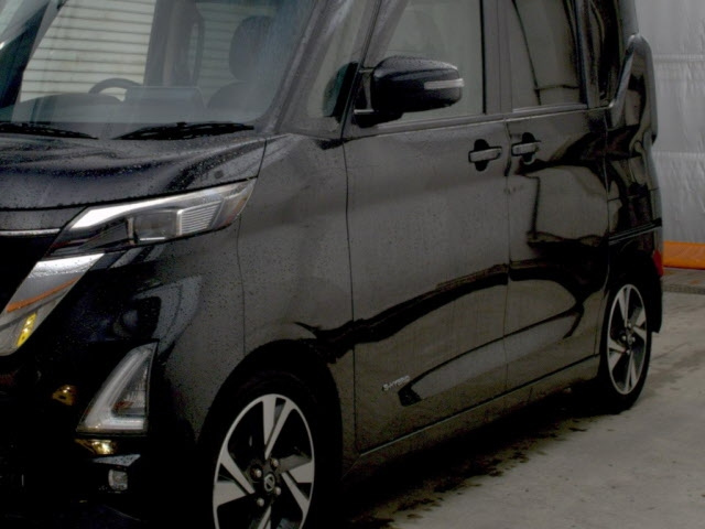 NISSAN ROOX 2020