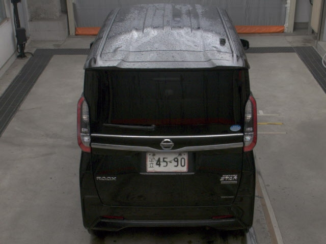 NISSAN ROOX 2020