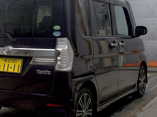 DAIHATSU TANTO 2014