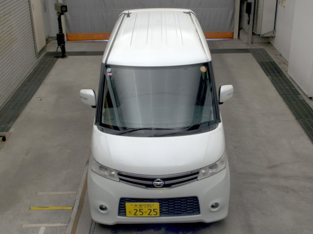 NISSAN ROOX 2013