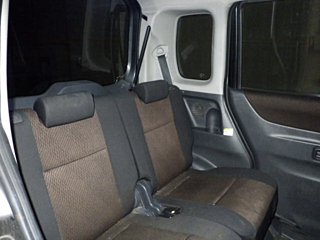 NISSAN ROOX 2010