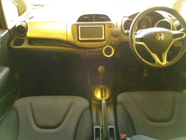 HONDA FIT 2010