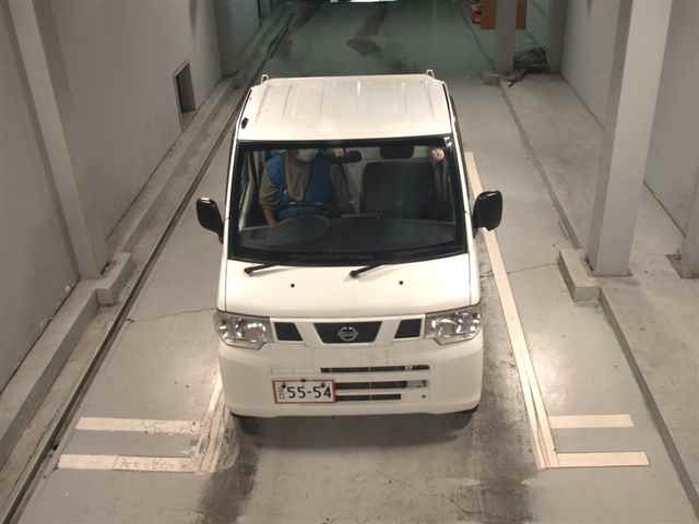 NISSAN CLIPPER TRUCK 2013