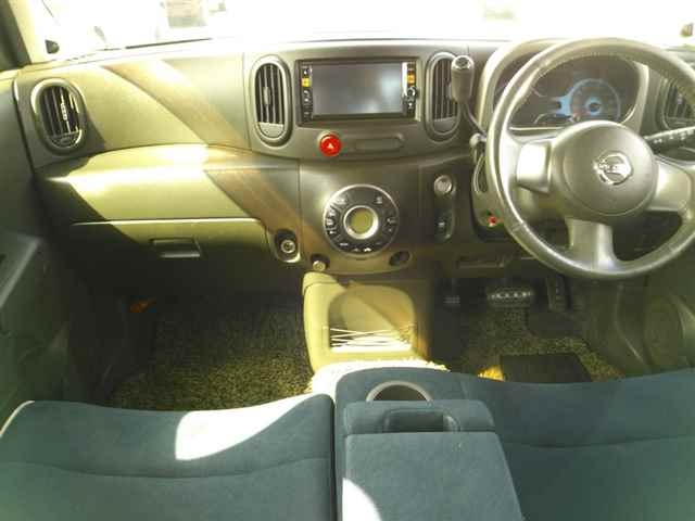 NISSAN CUBE 2012