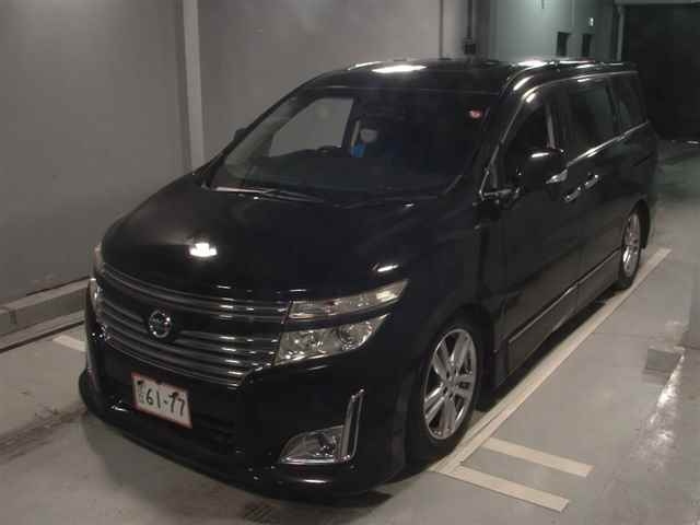 NISSAN ELGRAND 2010