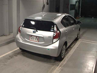 TOYOTA AQUA 2016