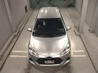 TOYOTA AQUA 2016