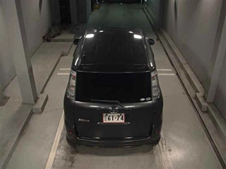 TOYOTA SIENTA 2011