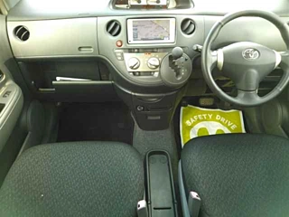 TOYOTA SIENTA 2011