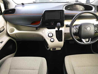 TOYOTA SIENTA 2018