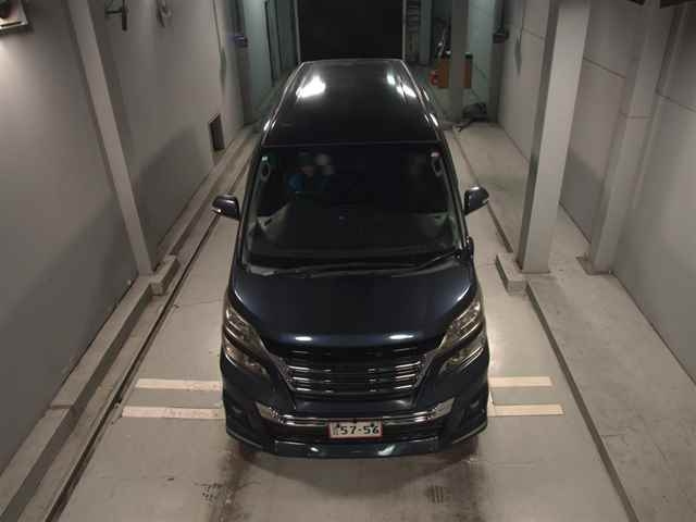 TOYOTA VELLFIRE 2012