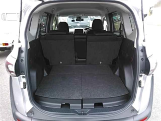 TOYOTA SIENTA 2019