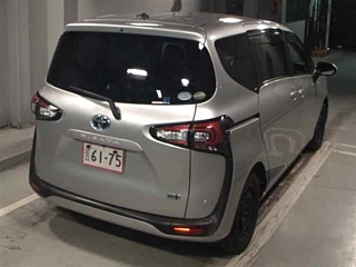 TOYOTA SIENTA 2019