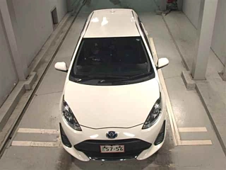 TOYOTA AQUA 2020