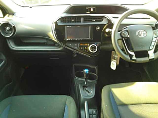 TOYOTA AQUA 2020