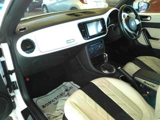 VOLKSWAGEN THE BEETLE 2014