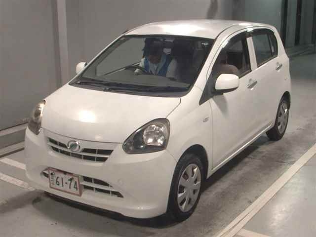 DAIHATSU MIRA E S 2012